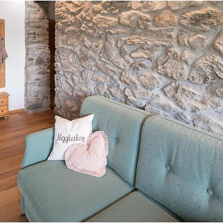 Nigglerhof Bed & Breakfast Dobbiaco Bagian luar foto